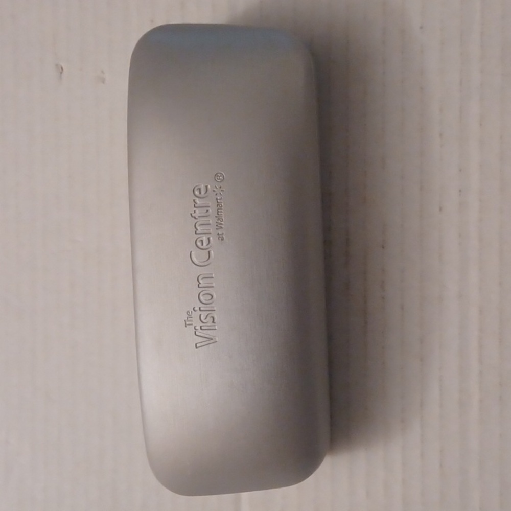 4/$30 Sturdy Silver Glasses Empty Case